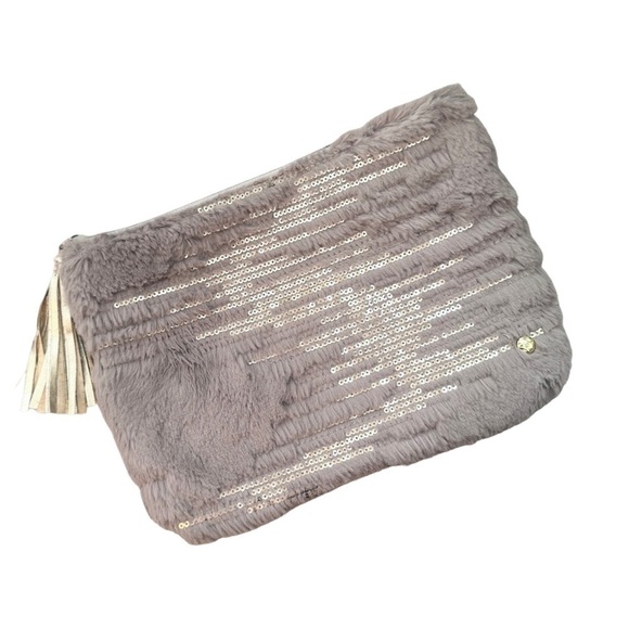 Stephanie Johnson Faux Fur Sequin Lilac Cosmetics Bag Makeup Pouch - Picture 1 of 5